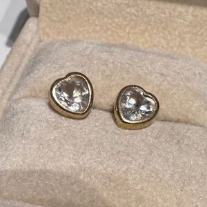 ✨ Vintage 10K Golden Heart Crystal Stud Earrings ✨